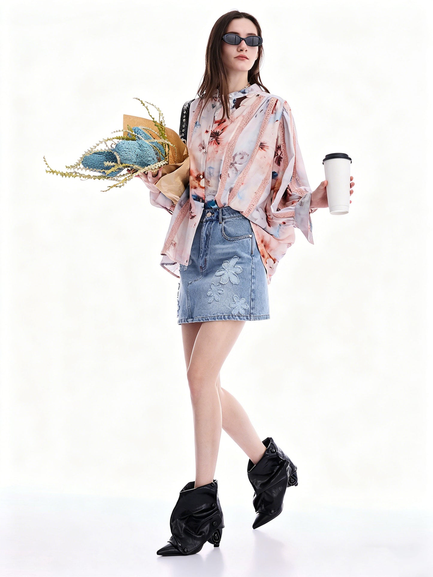 AYANAS Loose-fitting floral print women's shirt