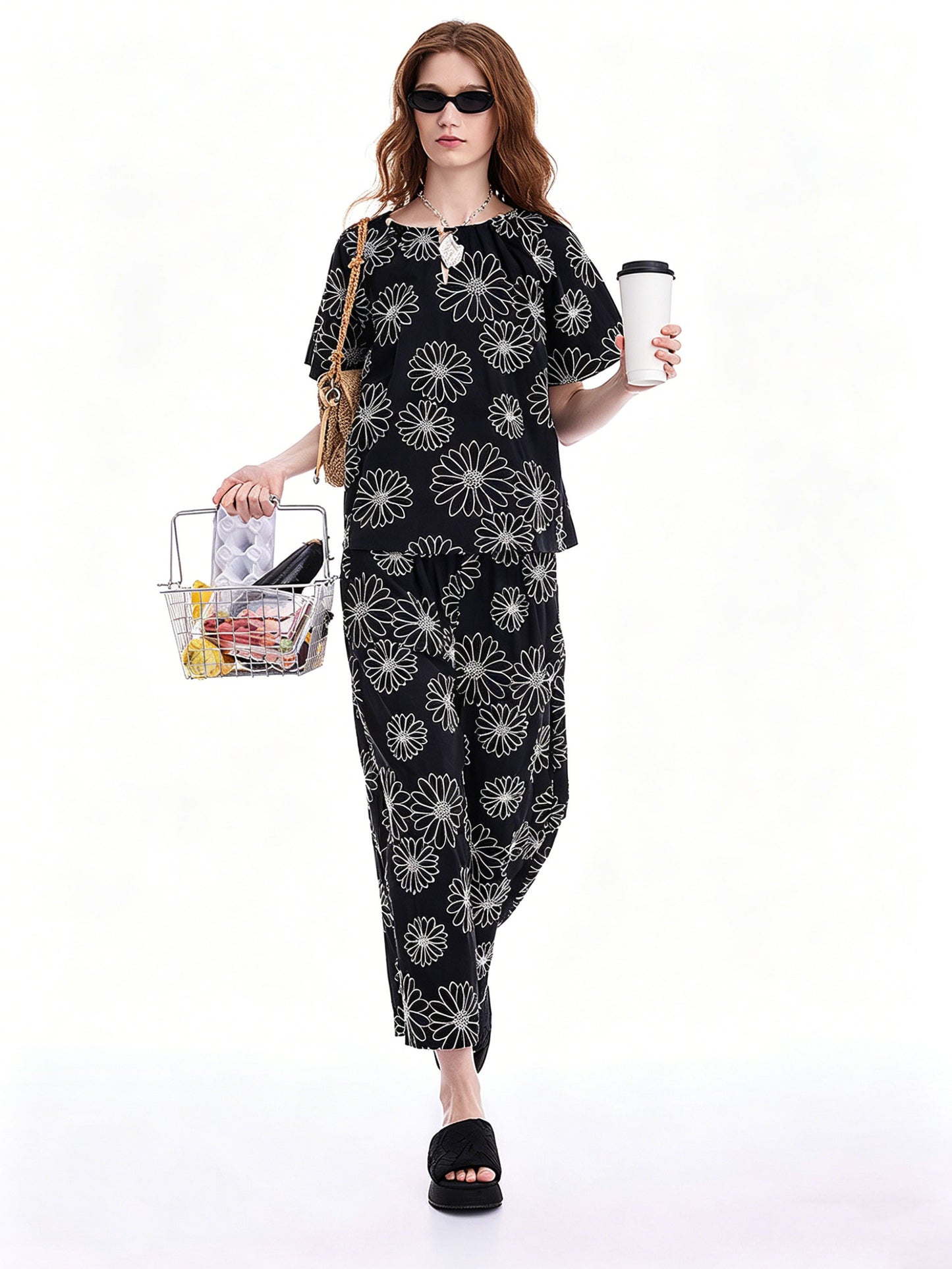 AYANAS Loose-fit drop-shoulder short-sleeve women's shirt set with daisy embroidery