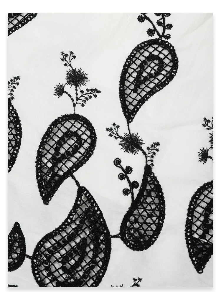 AYANAS Contrasting-colour embroidered women’s dress